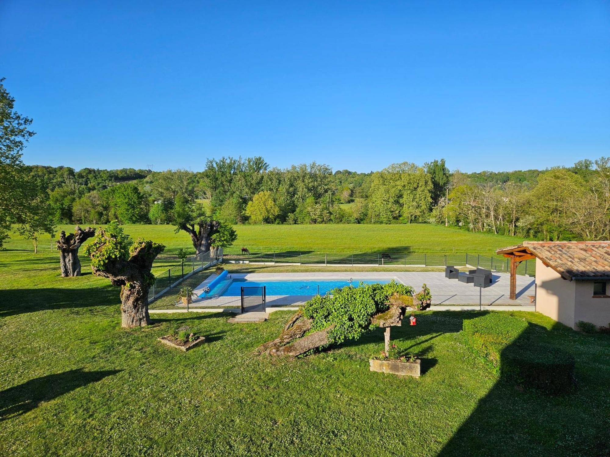 몽토방 Domaine De Belcayre B&B 외부 사진